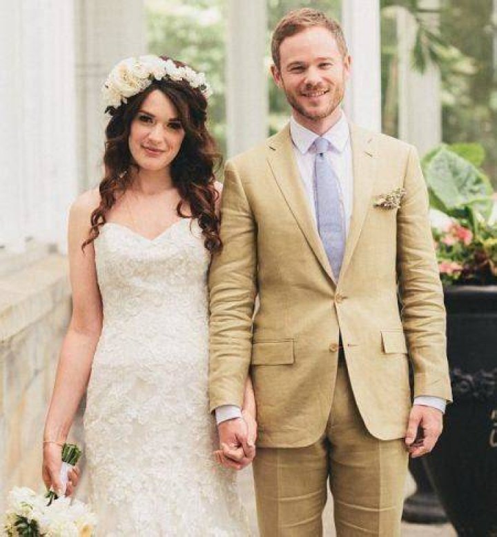 Aaron Ashmore And His Wife Zoe Kate 