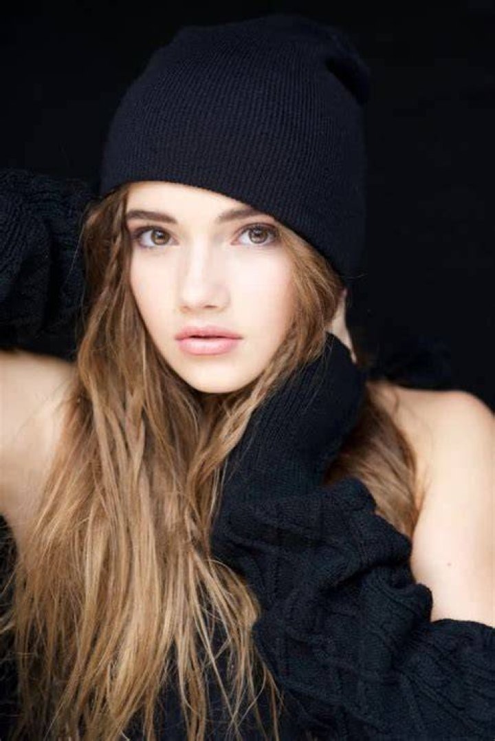 Alexis Jayde Burnett | Bio, Age, Net Worth, Relationship, Career