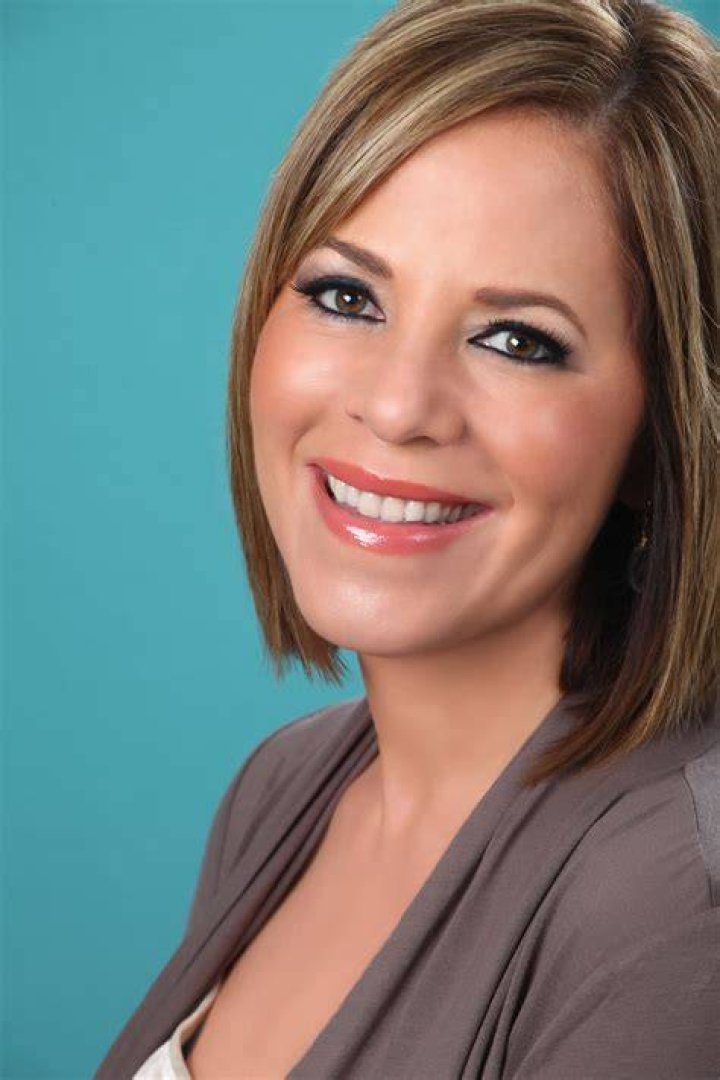 Alyson Noel