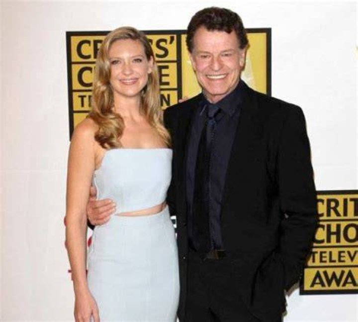 Anna Torv | Family And Net Worth