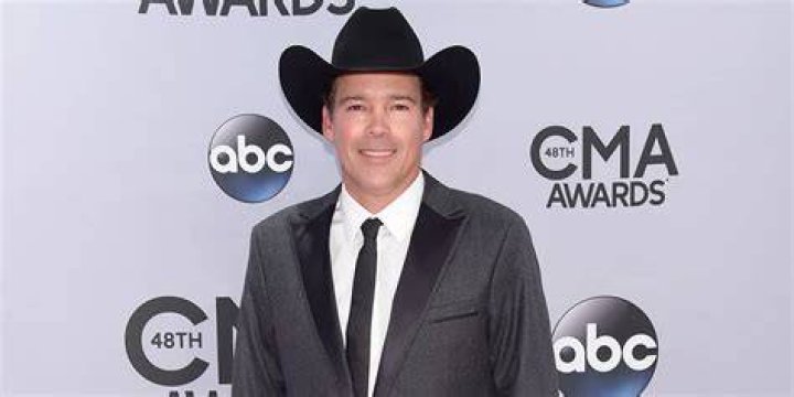 Clay Walker Net Worth, Income, Salary, Earnings, Biography