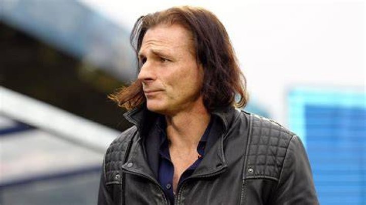 Gareth Ainsworth
