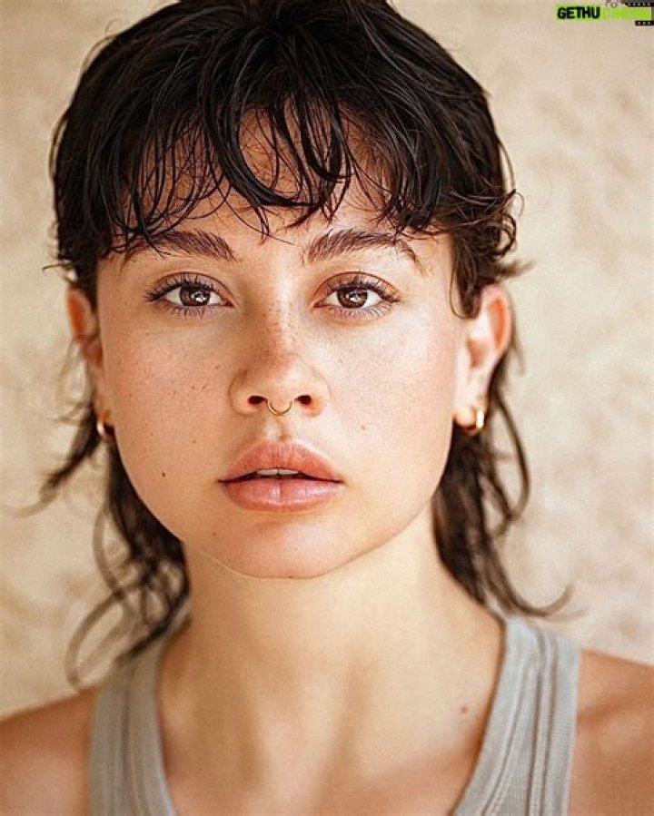 How Old Is Chloe Van Landschoot? Everything To Know About The Actress