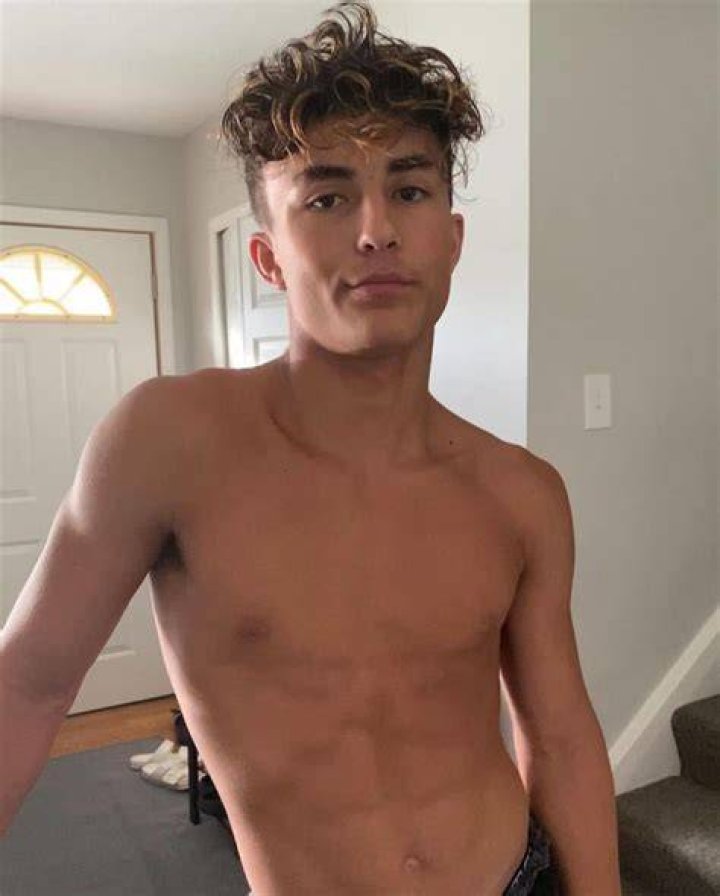 Ian Haueter- Bio, Wiki, Girlfriend, Height, Career, Net Worth