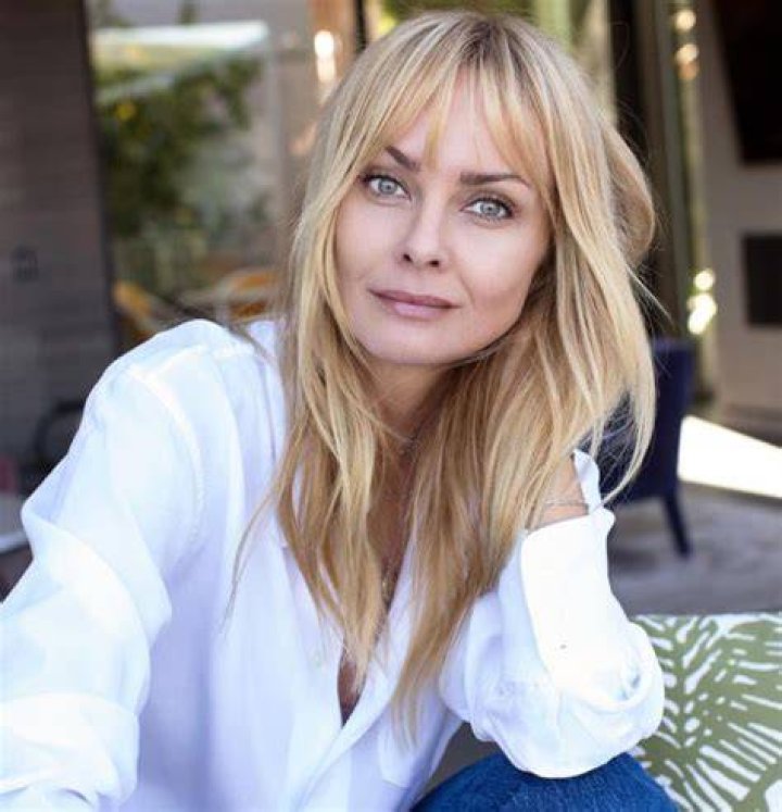 Izabella Scorupco | Bio, Age, Net Worth, Relationship, Career