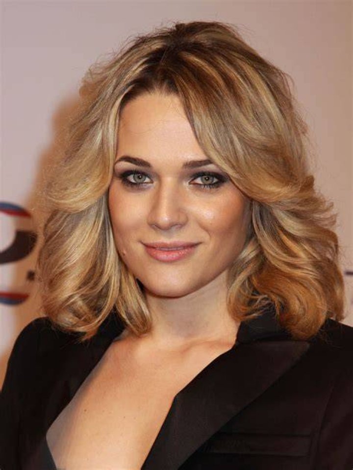 Laura Chiatti| Bio, Age, Net Worth, Relationship, Career