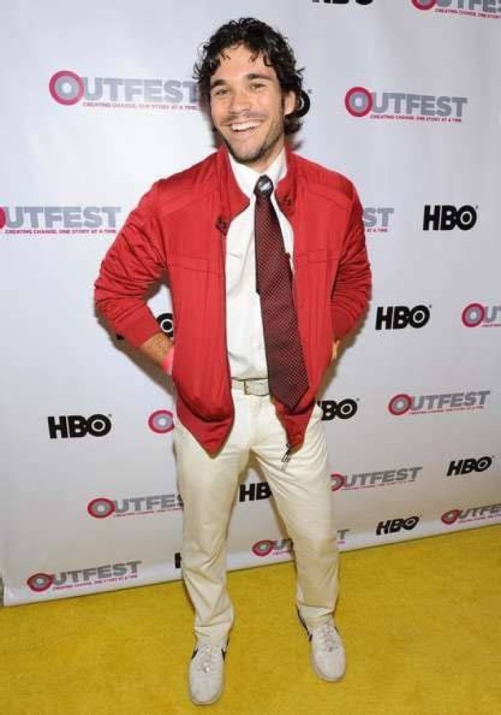 Myko Olivier- Bio, Wiki, Net Worth, Height, Weight, Nationality