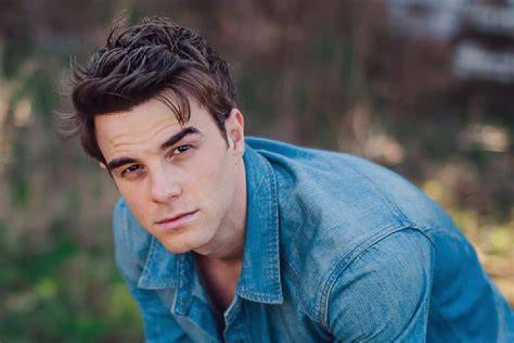 Nathaniel Buzolic