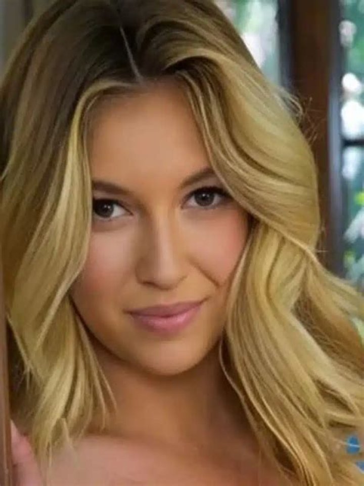 Trin Lovell- Bio, Height, Net Worth, Boyfriend