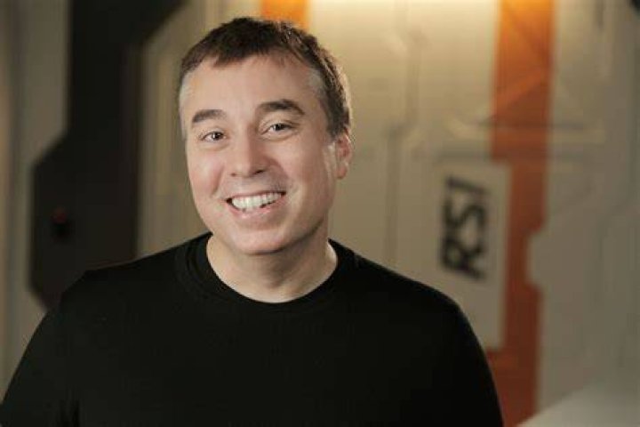 Who Is Chris Roberts? Wiki, Height, Net Worth, Wife
